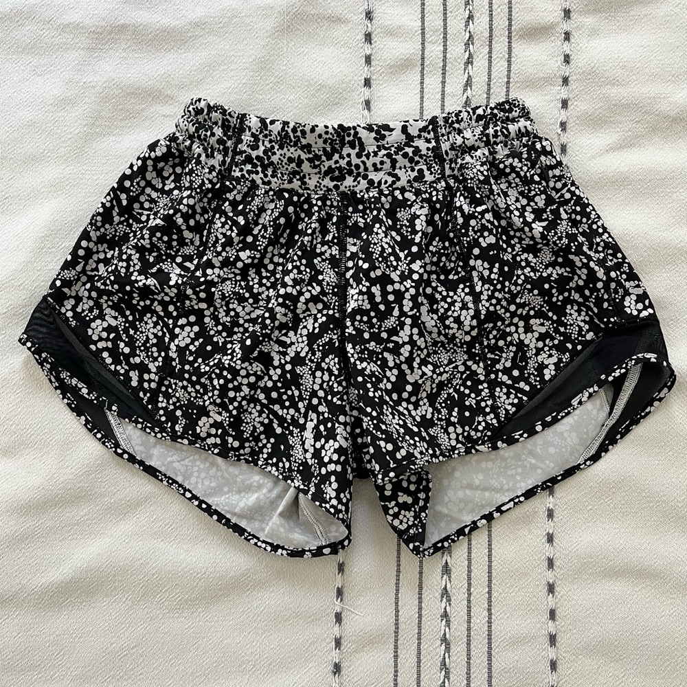 Lululemon Hotty Hot Lined Shorts